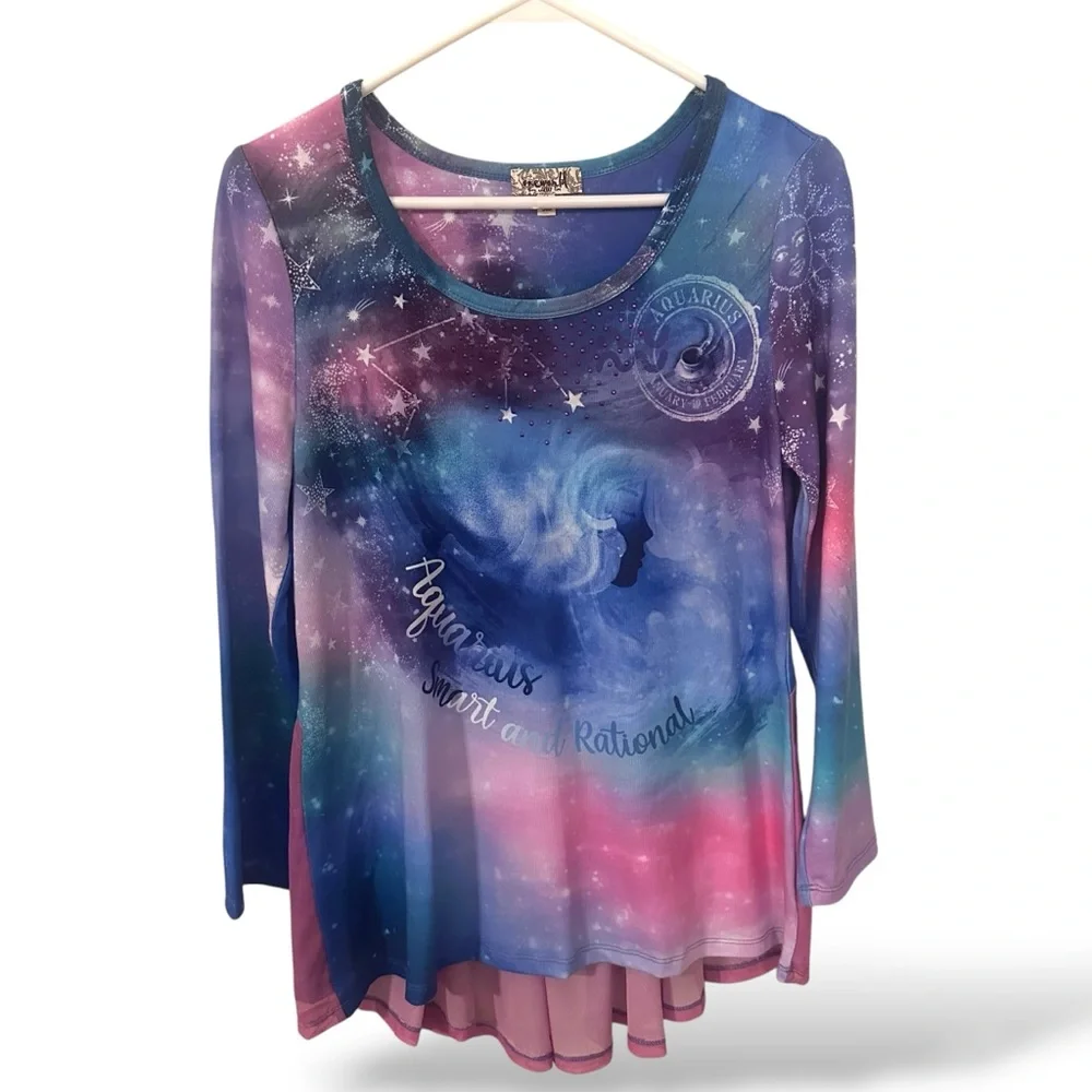 NWOT One World Knit Zodiac Aquarius Long Sleeve Mesh Back Hi-Lo Top - Picture 4 of 5
